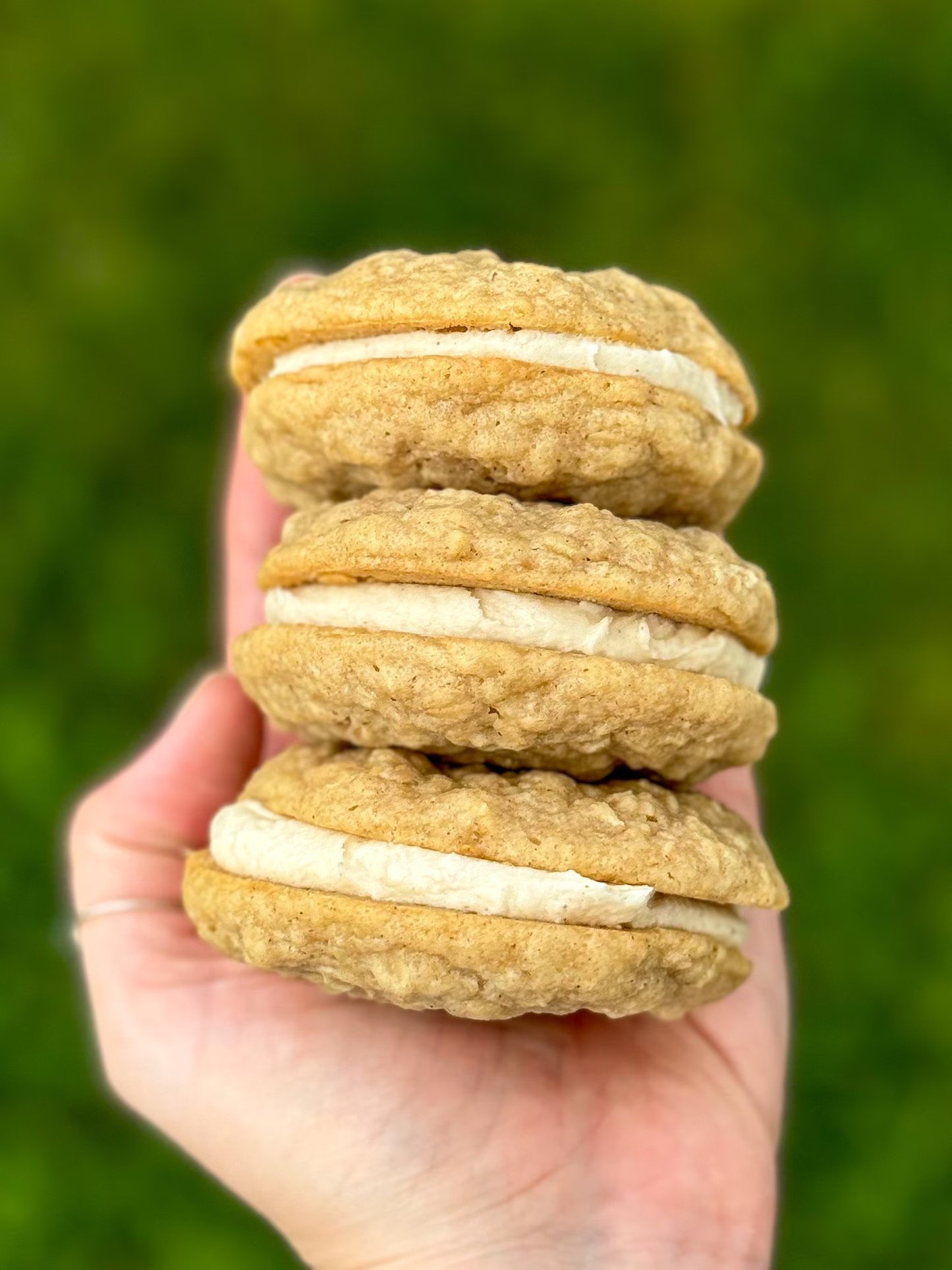 Oatmeal Buttercream Creme Pie Cookie Recipe