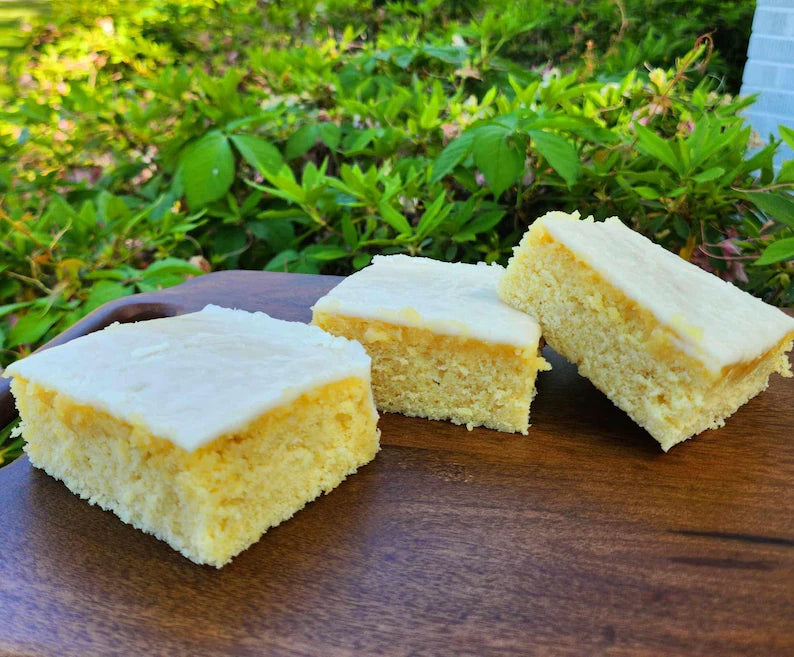 One Bowl Vanilla Cake Bar Recipe